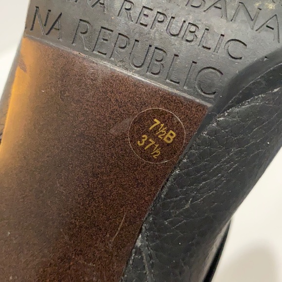 Banana Republic Booties - Picture 4 of 6